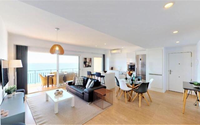 Olimpo - Fuengirola Beachfront Newly Renovated Apartment