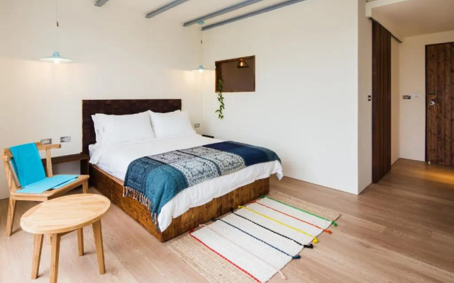 Haku Beach Days Inn