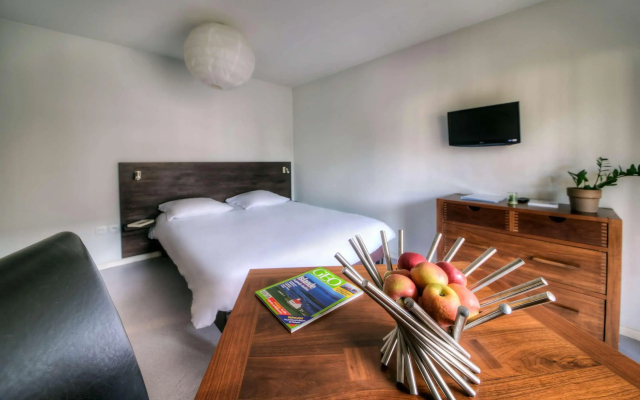 Comfort Aparthotel Lourdes L'Acacia