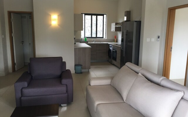 Immaculate Two Beds Luxury Marina Apartment