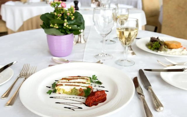 Dovecliff Hall Hotel