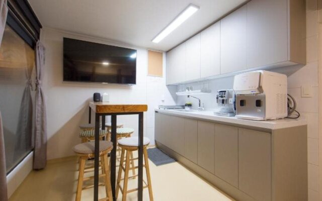 Stay 256 Hanok Guesthouse