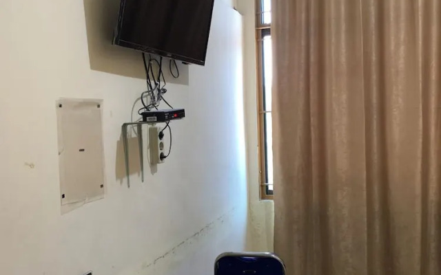 OYO 94581 Surya Residence Medan