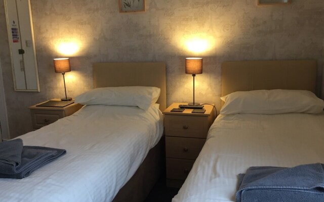 Whitecliff Guesthouse
