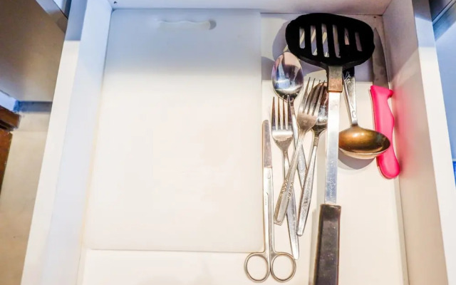 New Simple Studio Capitol Park Residence Apartment