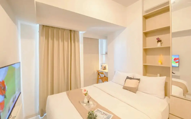 Simply And Enjoy Living Studio At Tokyo Riverside Pik 2 Apartment – Guest Rooms – Jakarta