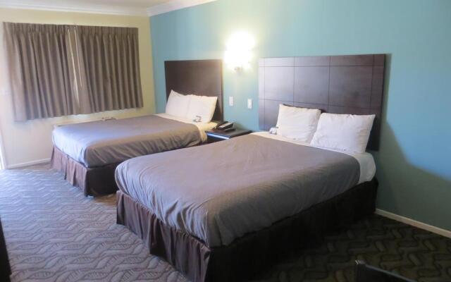 Rodeway Inn & Suites LAX