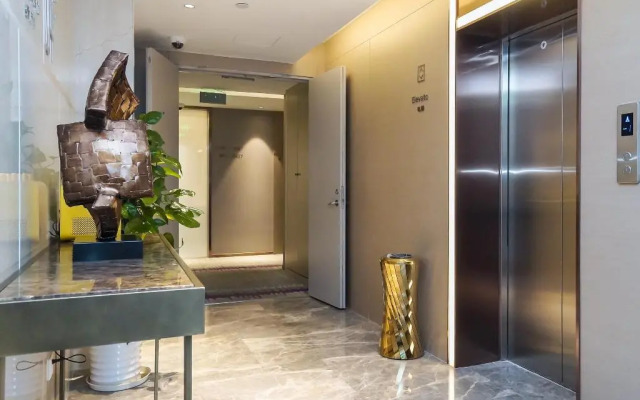 Lavande Hotel (Shanghai Daning International City North High-tech Branch)