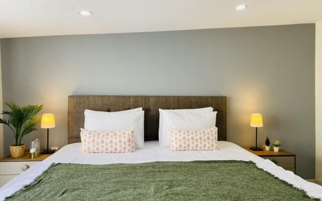 Missafir Exquisite Flat With Terrace in Nisantasi