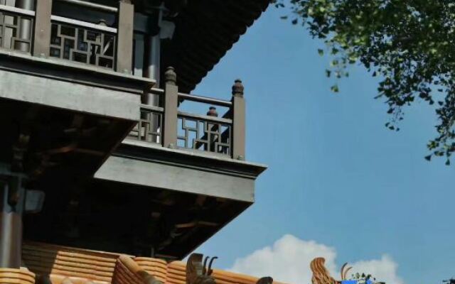 Hi Inn (Shanghai International Tourism Resort, Chuanzhou Road)