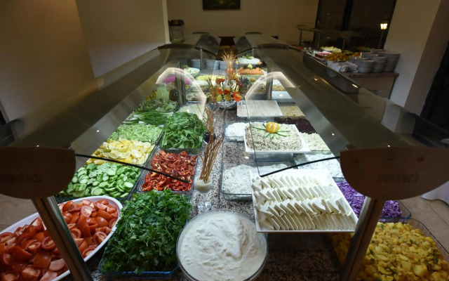 Herakles Thermal Hotel