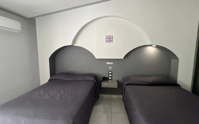 Hotel la Cascada Express