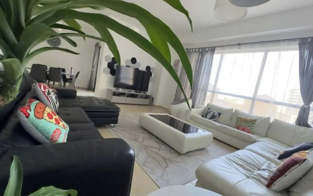 SUNNY SIDE LUXé HOSTEL