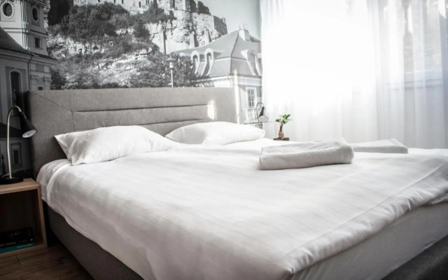 LouLou's Central Apartment with cosy balcony