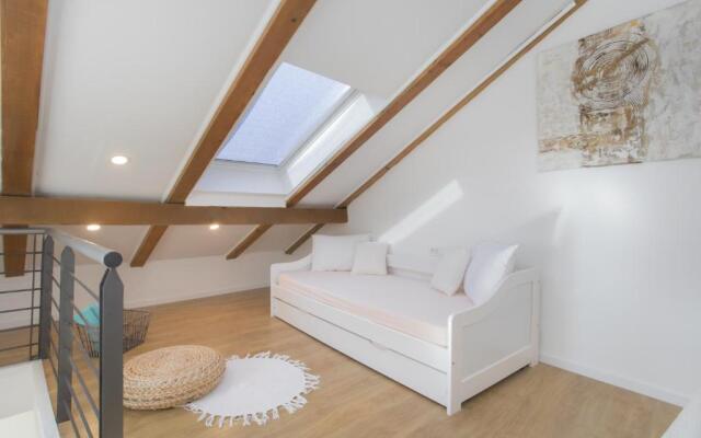 Aurum Apartment
