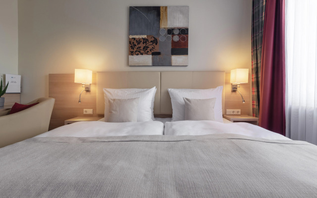 Garner Hotel Hamburg Wandsbek Marktplatz by IHG