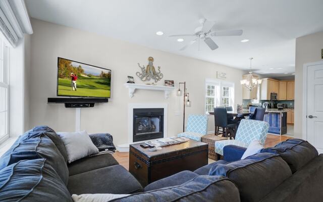 Swordfish #1 - 4 Br Duplex