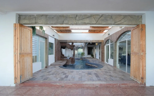 Tortugas Bay Resort