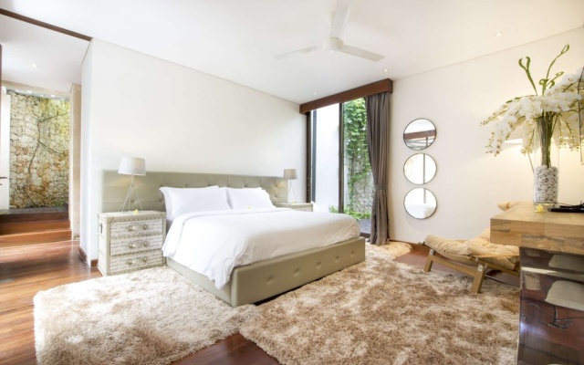 Luxury Villa in Bali near Beach, Bali Villa 2003 – Guest Rooms – Kerobokan Kelod