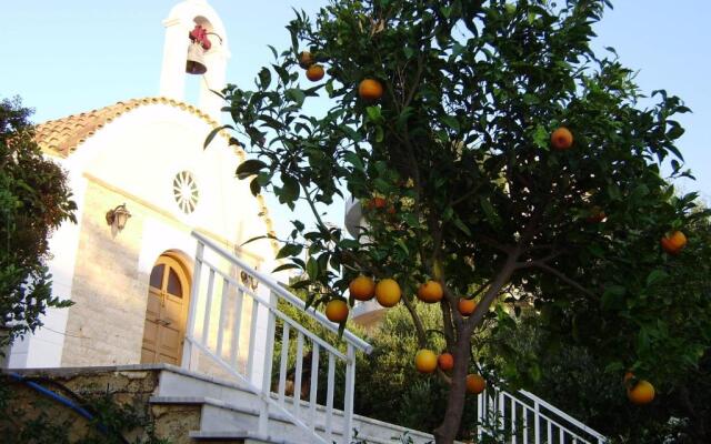 Hotel Akrotiri