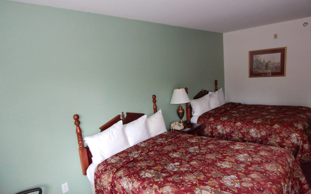 Carriage House Inn