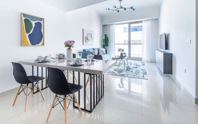 Sophisticated 1BR Apartment in Dubai Marina