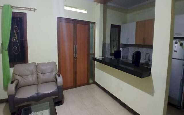 OYO 93861 Adinda Guest House Syariah