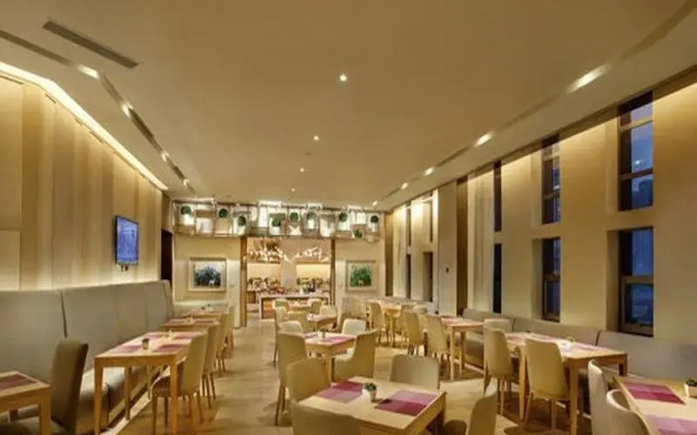 All Season Hotel Wuhan Guanggu Software Park
