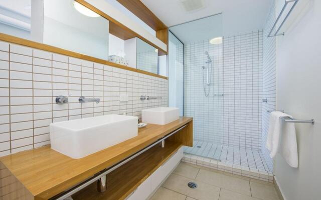 1 Bright Point Apartment 5102