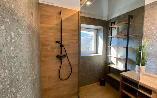 Attic Apartment in Saalfelden Near Ski Slopes