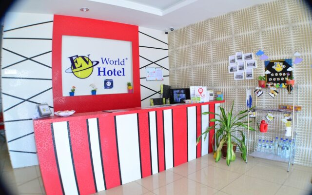 OYO 89583 Grove Hotel