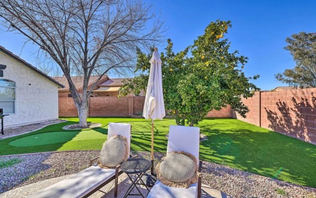 Private Heated Pool: Phoenix Sanctuary w/ Foosball