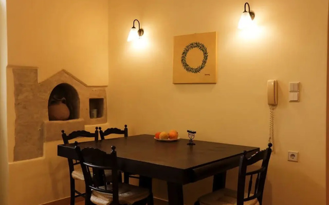 Lina's Sea View Old Traditional House