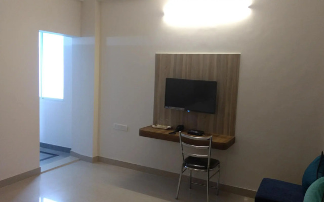 OYO 10258 Hotel Hibiscus Hebbal