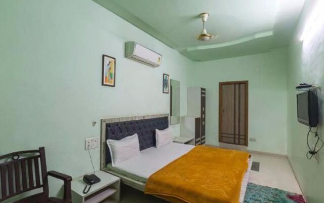 Hotel Ronak Royal