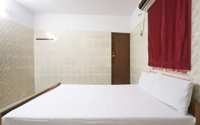 Spot on 62480 Jd Mahal