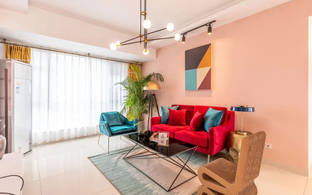 Locals Boutique Apartment Huafa Plaza 5