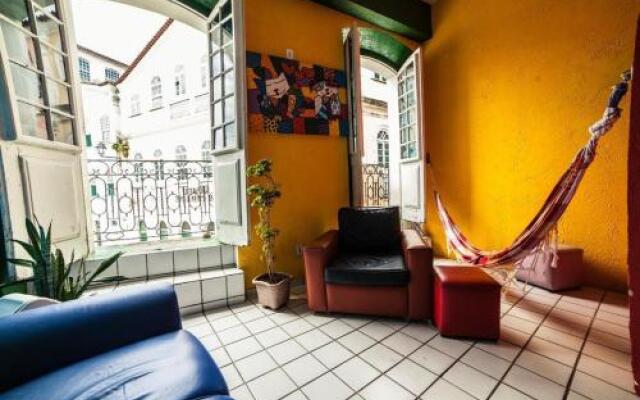 Hostel Cores Do Pelo