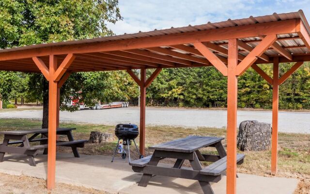 Super 8 Mount Vernon