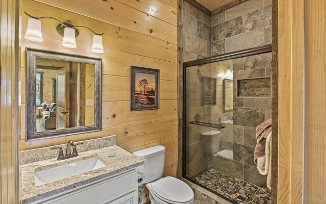 Splashin Around 4 Bedroom Home by Redawning