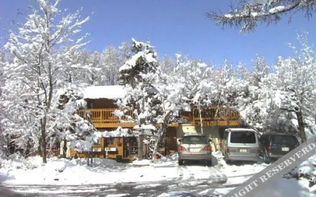Pension Sequoia
