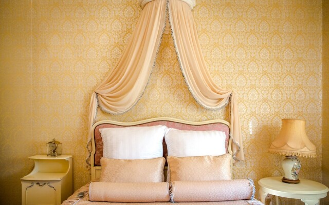 Pakruojis Manor's Palace Boutique Hotel