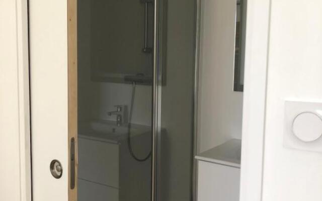 Chambre indépendante au Manoir de la Célinais côté jardin