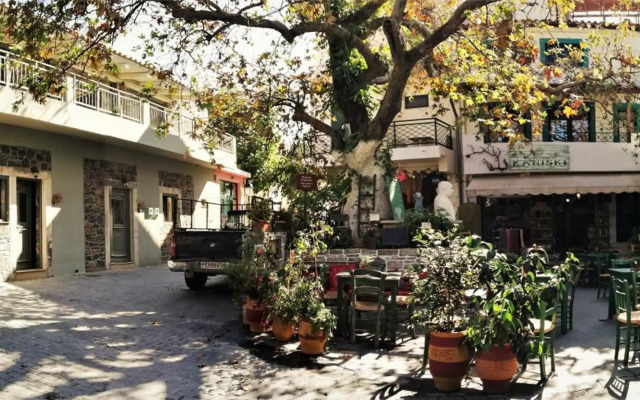 Perachori Boutique Studios in square