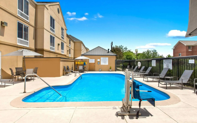Fairfield Inn By Marriott Evansville East