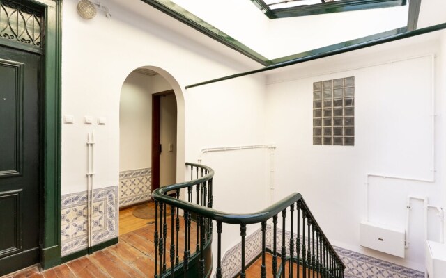 ALTIDO Classic 2BR Apt in Baixa w/balcony in Baixa, close by Rossio subway