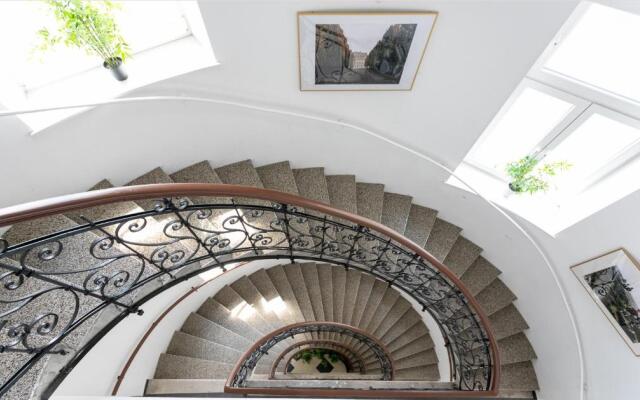 Zwischen Schönbrunn und dem City Center. Apt. 41