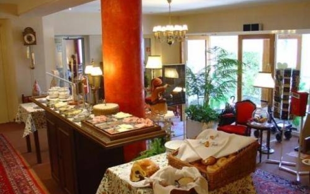 Strandbad Hotel Eden