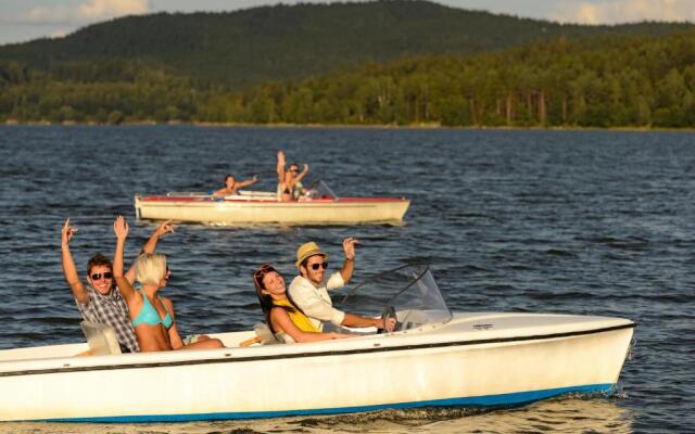 OMEO Clearlake Oaks