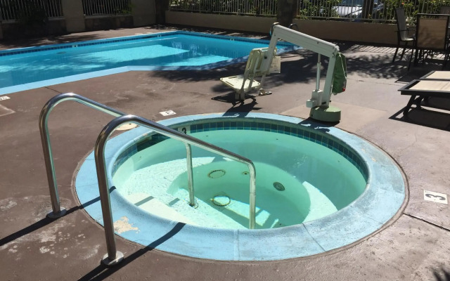 Chula Vista Inn